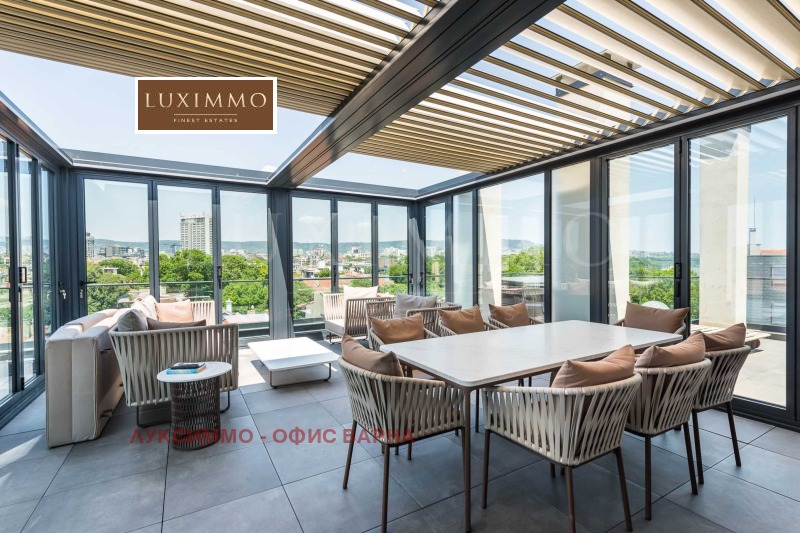 À vendre  Maisonnette Varna , Gratska mahala , 448 m² | 32902742