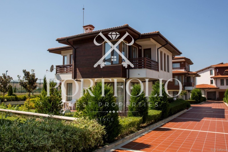 Продава КЪЩА, с. Лозенец, област Бургас