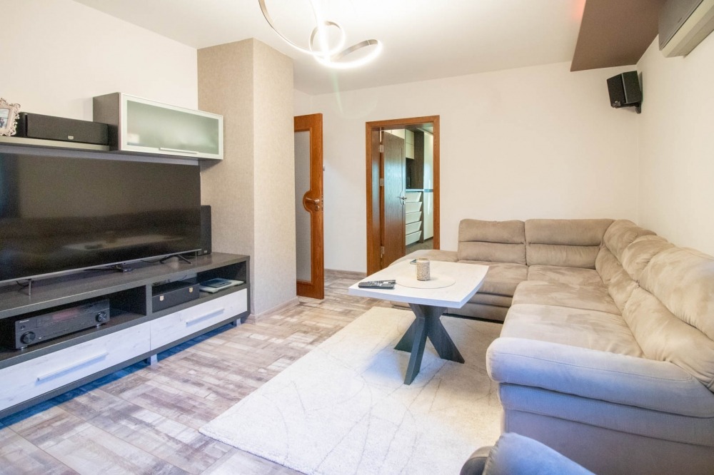 Продава 3-СТАЕН, гр. Сливен, Република, снимка 2 - Апартаменти - 53706818