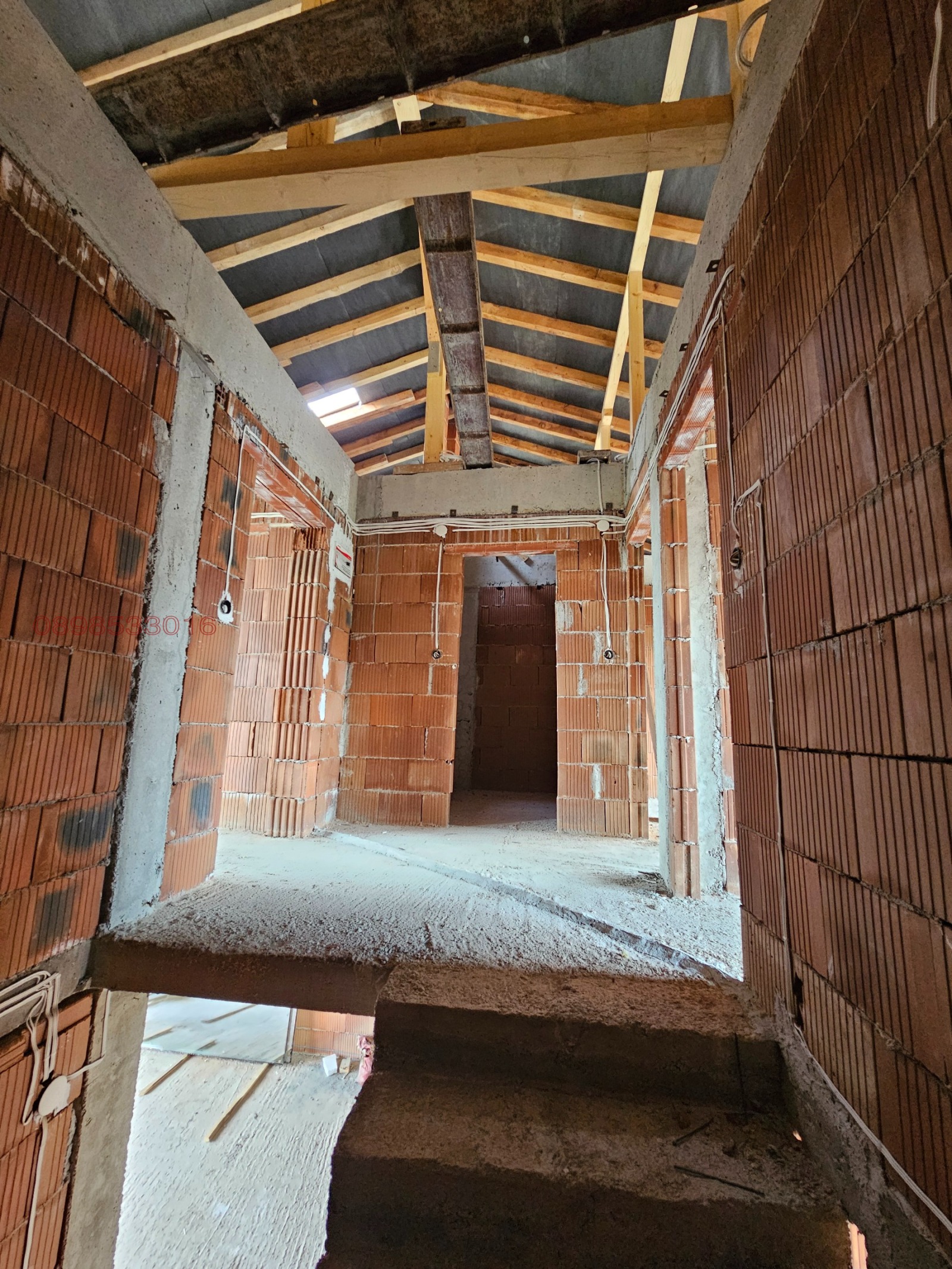 Продава КЪЩА, с. Белащица, област Пловдив, снимка 6 - Къщи - 52811228