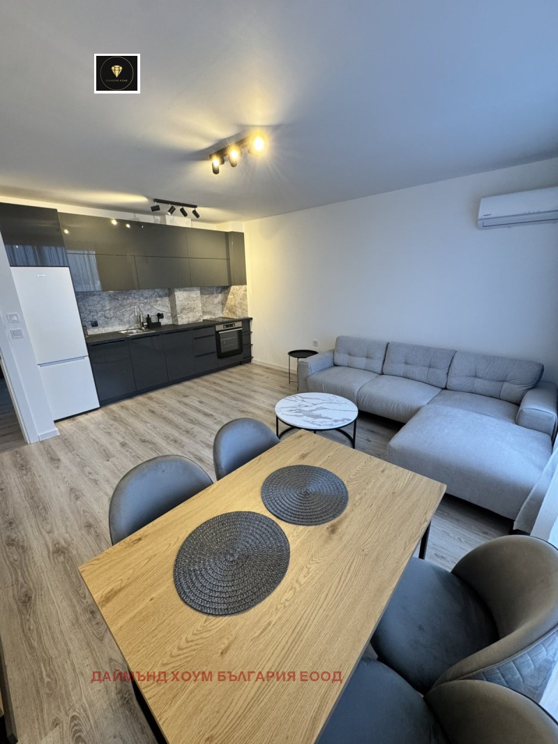 Продава 3-СТАЕН, гр. Пловдив, Тракия