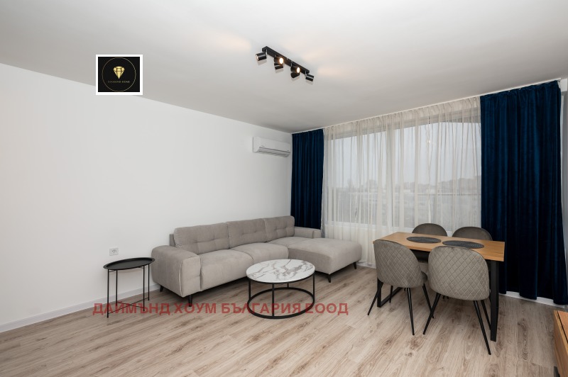 Продава 3-СТАЕН, гр. Пловдив, Тракия