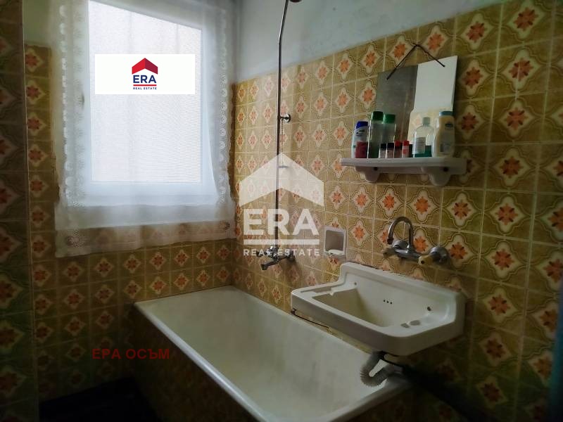 Продава 3-СТАЕН, гр. Ловеч, Център, снимка 13 - Апартаменти - 54251640