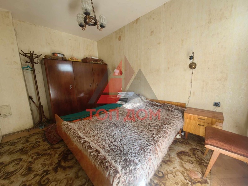 Продава  4-стаен град Варна , Център , 120 кв.м | 32518805
