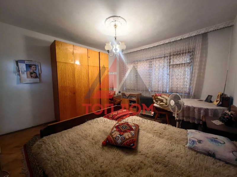 Продава  4-стаен град Варна , Център , 120 кв.м | 32518805 - изображение [2]