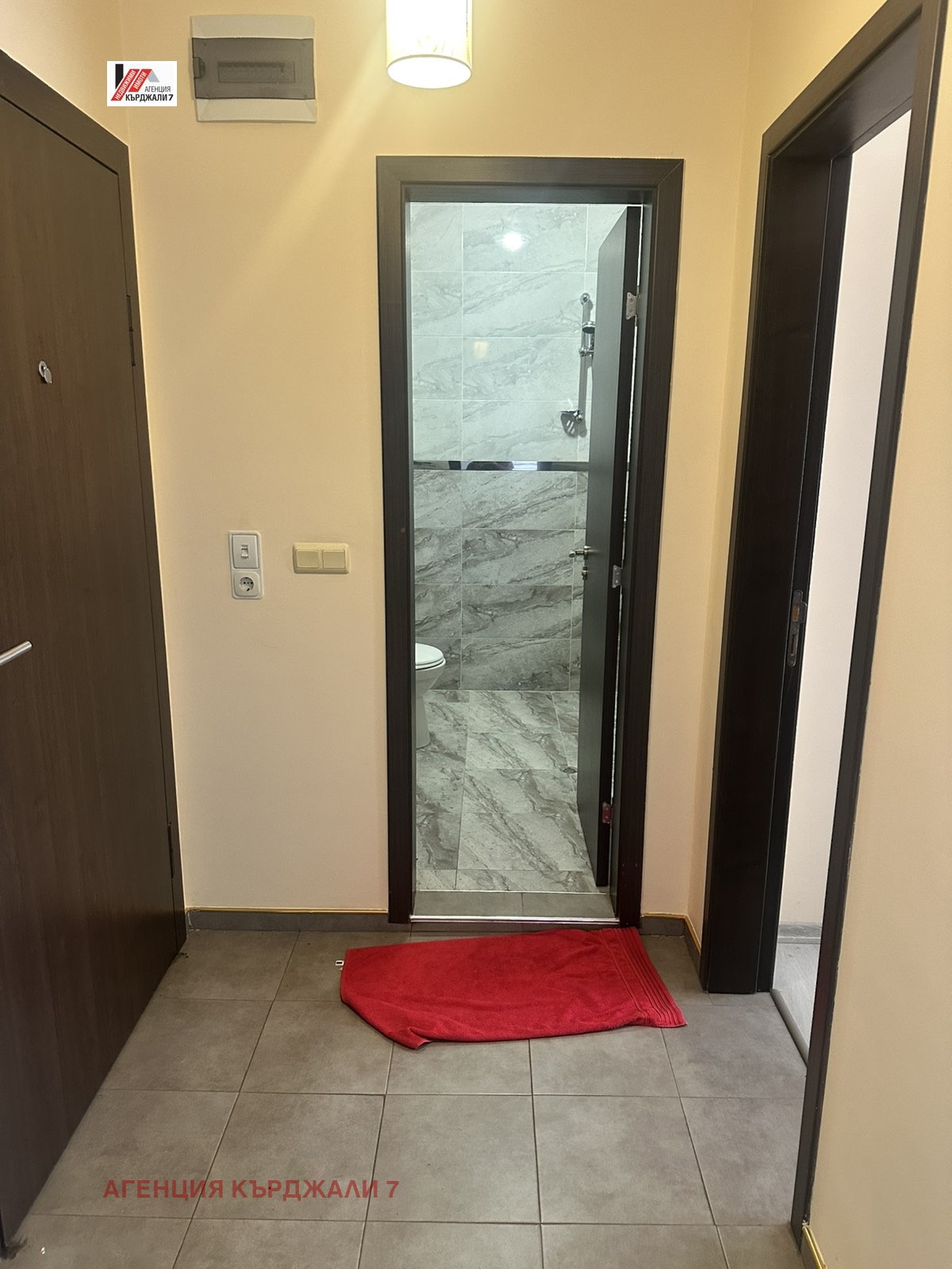 Продава 2-СТАЕН, гр. Кърджали, Център, снимка 15 - Апартаменти - 55643215