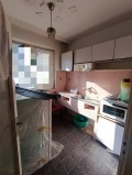 Продава 2-СТАЕН, град Шумен, Център • 205000 лв. / 104814.84 € • 64934319 10