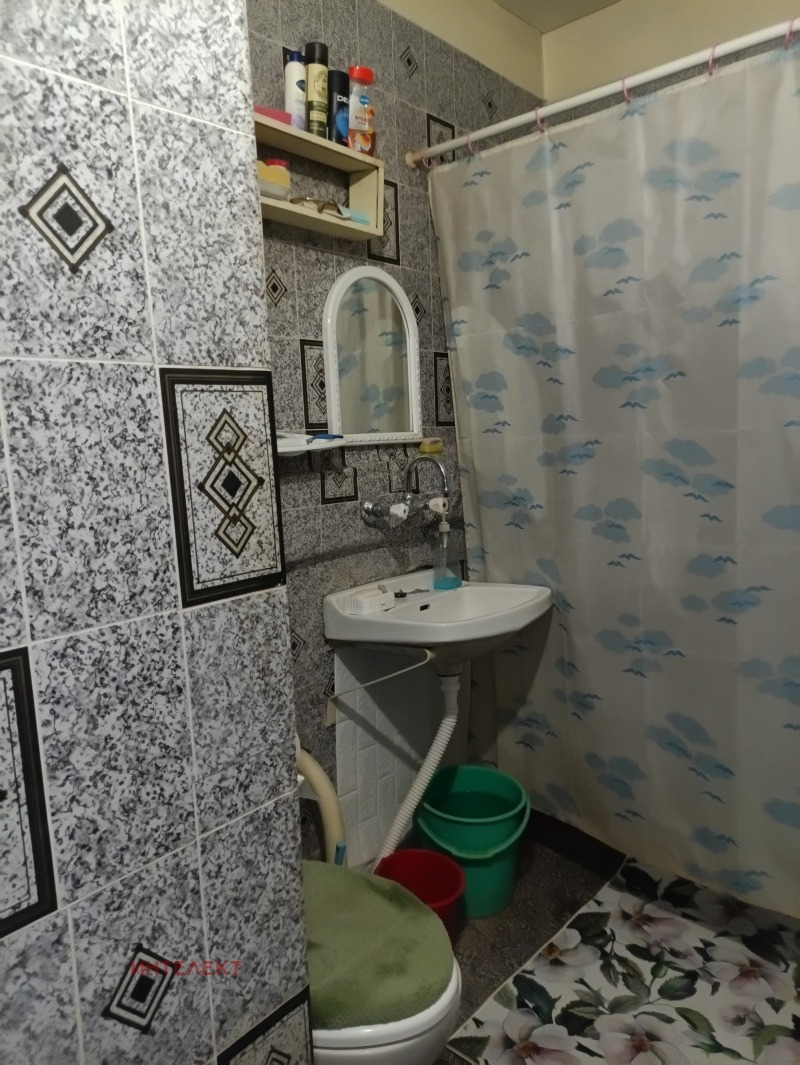 Till salu  1 sovrum Pernik , Iztok , 66 kvm | 69867023 - bild [8]