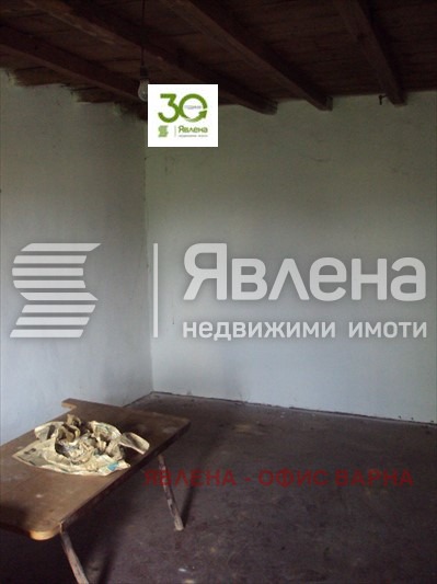 Продава КЪЩА, с. Вишовград, област Велико Търново, снимка 8 - Къщи - 47124285