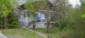 Продажба на къщи в област Кюстендил — страница 9 - изображение 1 