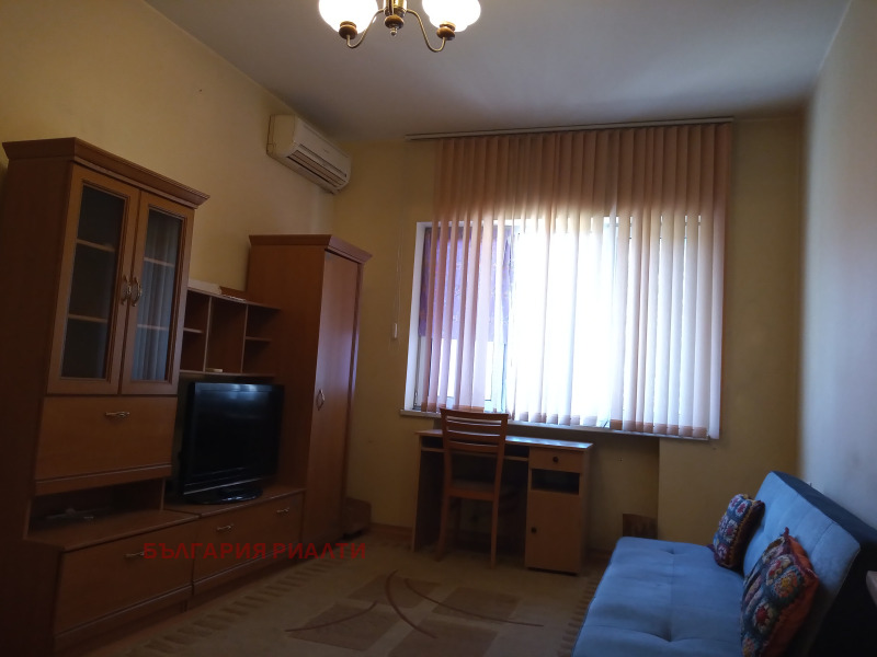 Myytävänä  1 makuuhuone Sofia , Tsentar , 45 neliömetriä | 47670541 - kuva [2]
