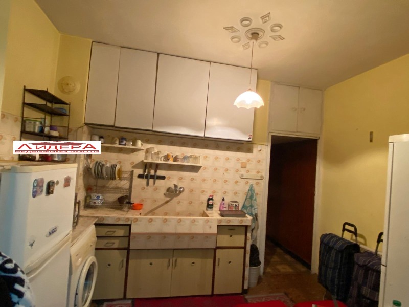 Продава 2-СТАЕН, гр. Пловдив, Кючук Париж, снимка 4 - Апартаменти - 53522896