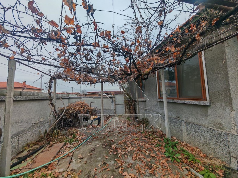 Продава КЪЩА, с. Трилистник, област Пловдив, снимка 5 - Къщи - 53602996