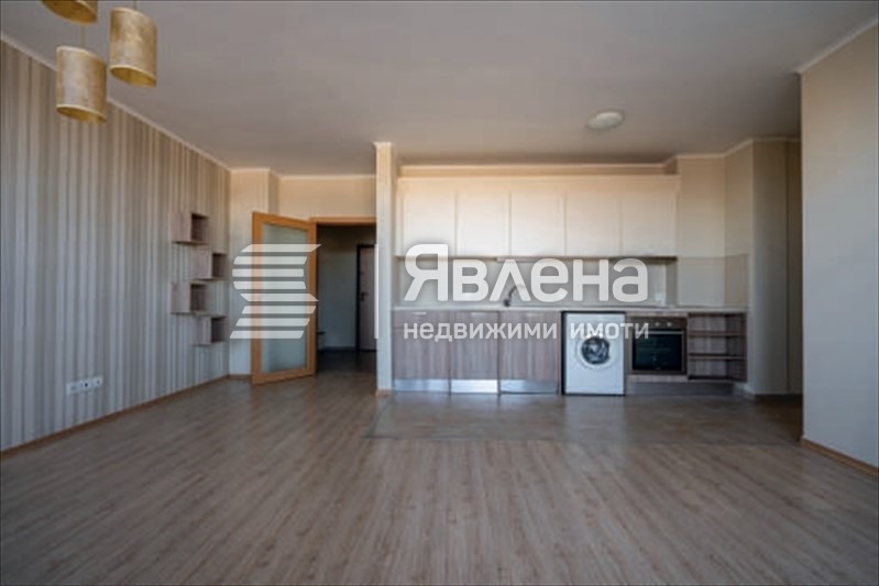 Продава 2-СТАЕН, гр. Пловдив, Кършияка, снимка 2 - Апартаменти - 54060120