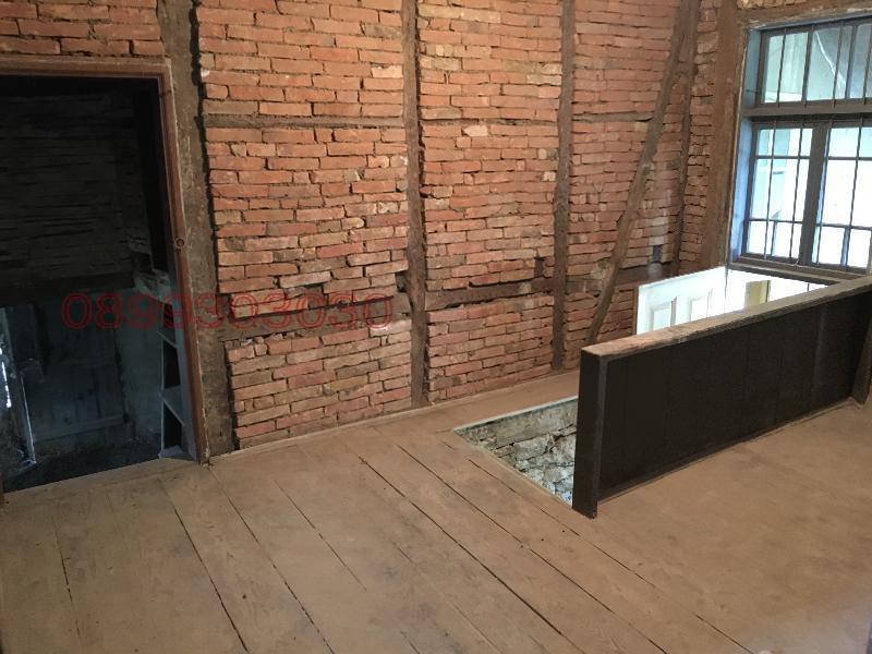 Продава КЪЩА, с. Церова кория, област Велико Търново, снимка 10 - Къщи - 54319444