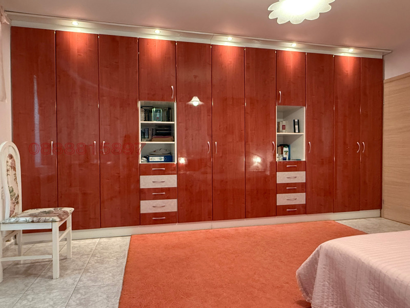 Продава КЪЩА, гр. Добрич, Градска болница, снимка 7 - Къщи - 52800777