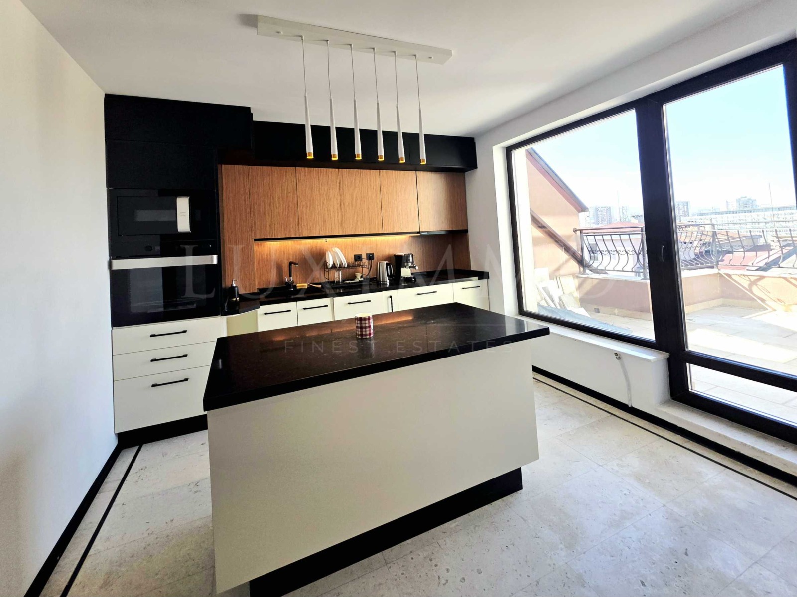 Продава 3-СТАЕН, гр. София, Център, снимка 6 - Апартаменти - 53884794