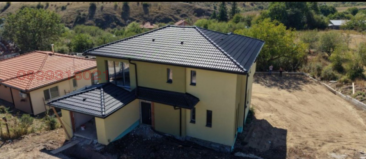 Продава КЪЩА, с. Гурмазово, област София област