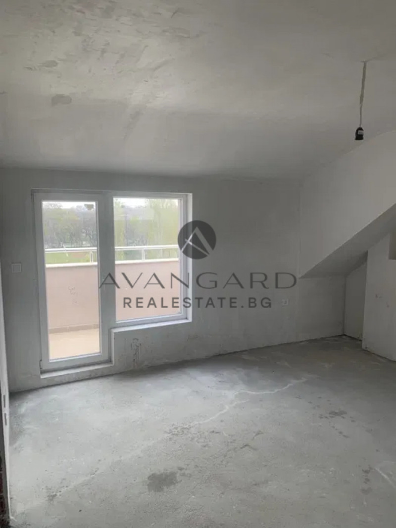 Продава 2-СТАЕН в град Пловдив, Кючук Париж - 80 кв.м / 111 180 € » 217 449.18 лв., АВАНГАРД РИЪЛ ЕСТЕЙТ