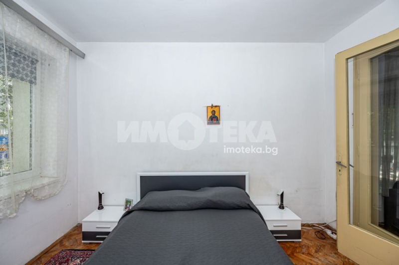 Продается  2 спальни Пловдив , Център , 80 кв.м | 17781087 - изображение [17]