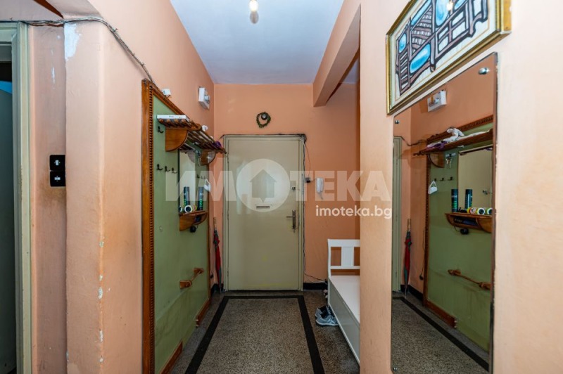 Продается  2 спальни Пловдив , Център , 80 кв.м | 17781087 - изображение [16]