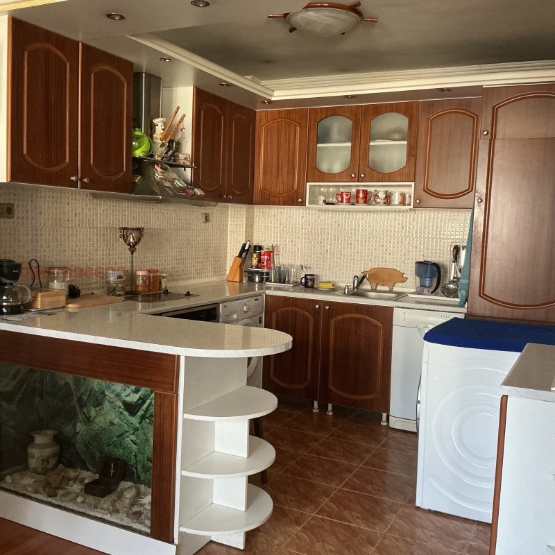 Продава МЕЗОНЕТ, гр. Русе, Възраждане