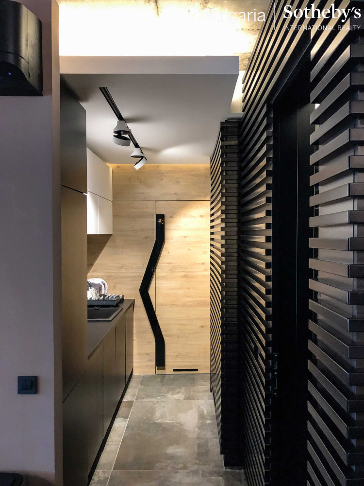 Продава ОФИС, гр. София, Изгрев, снимка 8 - Офиси - 53354597