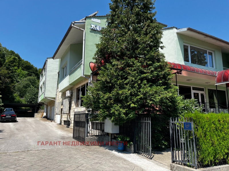 Продава ХОТЕЛ в град Габрово, Център - 2176 кв.м / При запитване, ГАРАНТ НЕДВИЖИМИ ИМОТИ