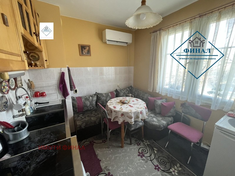 Продава 2-СТАЕН, гр. Шумен, Еверест, снимка 10 - Апартаменти - 52549267