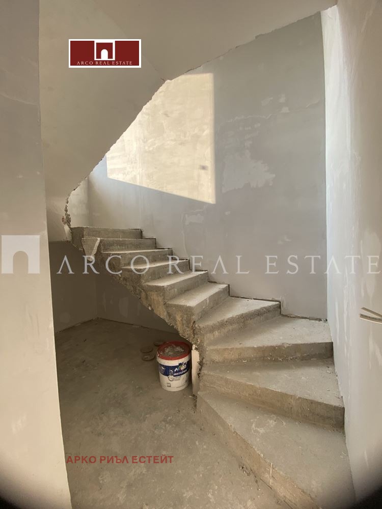 Te koop  Huis Sofia , Manastirski livadi , 179 m² | 25590436 - afbeelding [11]