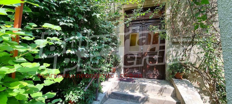 For Sale  2 bedroom Sofia , Tsentar , 125 sq.m | 10645113