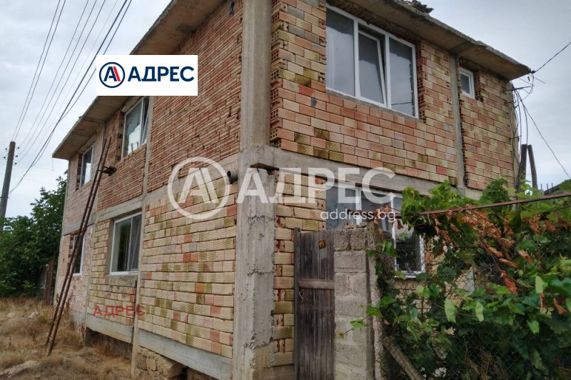 Продава КЪЩА, с. Момчилово, област Варна