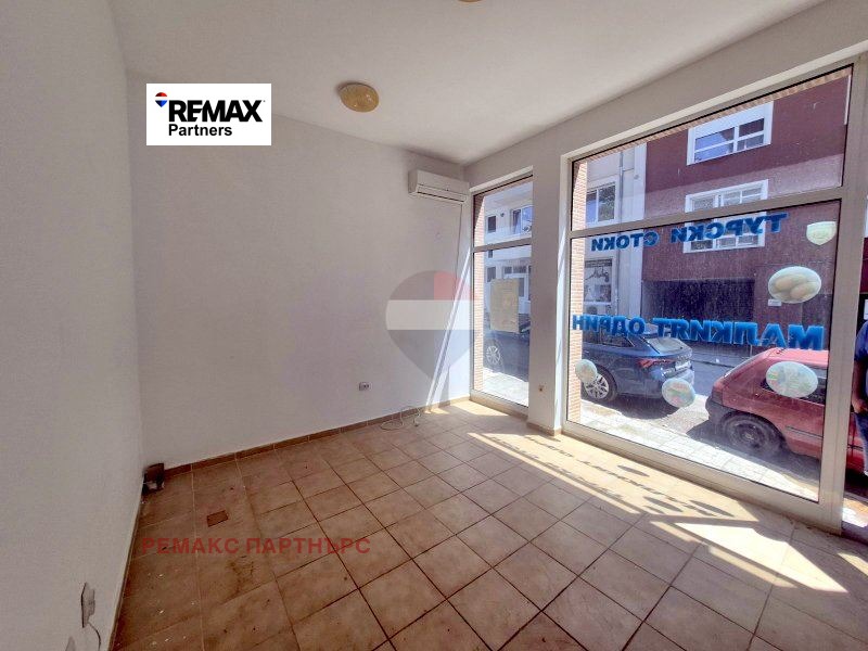 Продава МАГАЗИН, гр. Варна, Възраждане 1