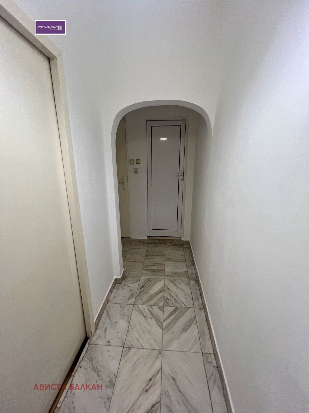 Продава 4-СТАЕН, гр. София, Света Троица, снимка 12 - Апартаменти - 54591157