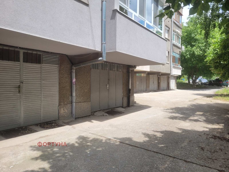 Продава  3-стаен град Русе , Дружба 1 , 99 кв.м | 60304521 - изображение [14]