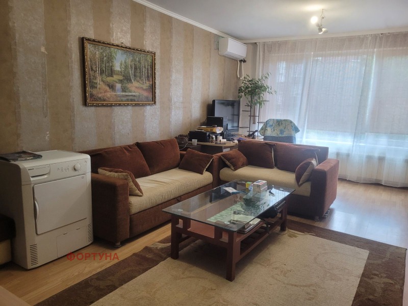 Продава  3-стаен, град Русе, Дружба 1 •  128 000 EUR • ID 20105630 — holmes.bg - [1] 
