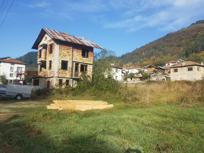 Продава КЪЩА, гр. Смолян, в.з. Смолян, снимка 3 - Къщи - 52796514