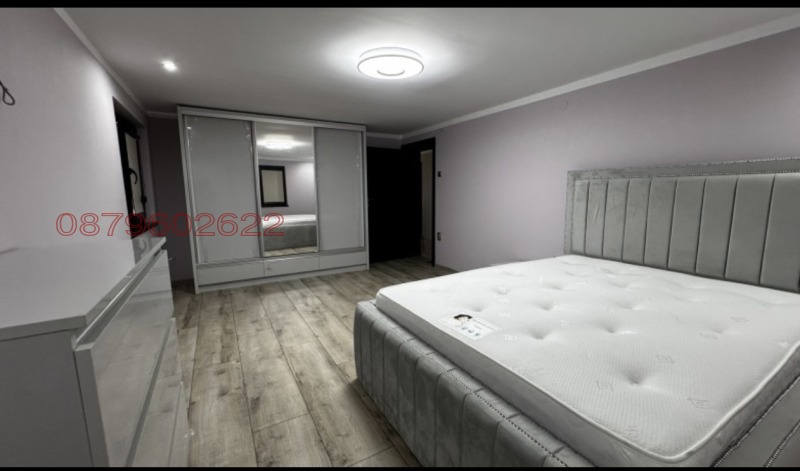 Продава КЪЩА, гр. Плевен, Широк център, снимка 12 - Къщи - 53593019