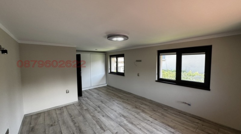 Продава КЪЩА, гр. Плевен, Широк център, снимка 13 - Къщи - 53593019