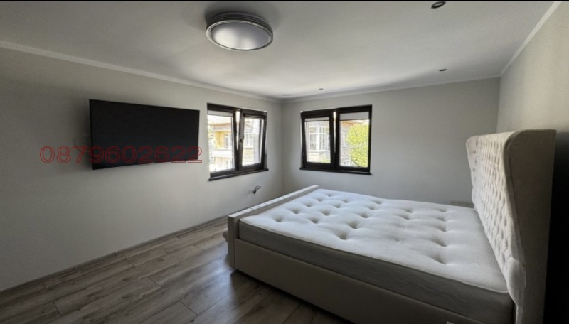 Продава КЪЩА, гр. Плевен, Широк център, снимка 10 - Къщи - 53593019