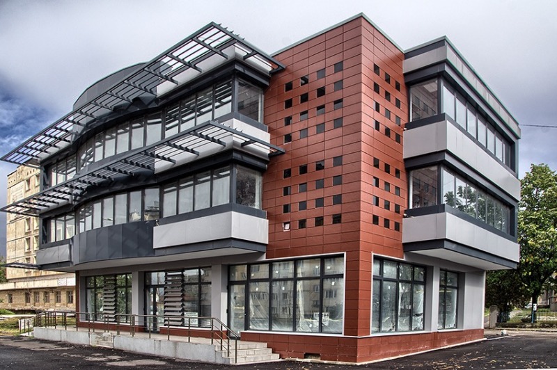Продава САМОСТОЯТЕЛНА СГРАДА в град Перник, Димова махала - 1155 кв.м / 2 000 000 € » 3 911 660.00 лв., АСЕНОВ ИМОТИ