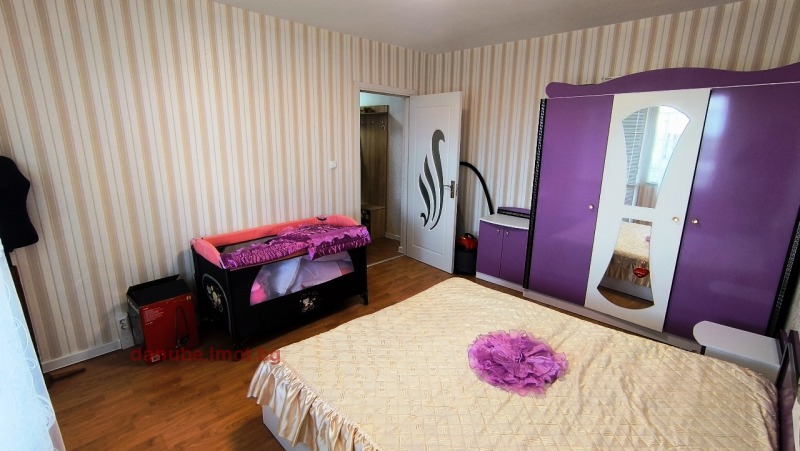 Продава  2-стаен град Русе , Родина 1 , 62 кв.м | 55115660 - изображение [6]