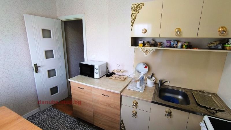Продава  2-стаен град Русе , Родина 1 , 62 кв.м | 55115660 - изображение [10]