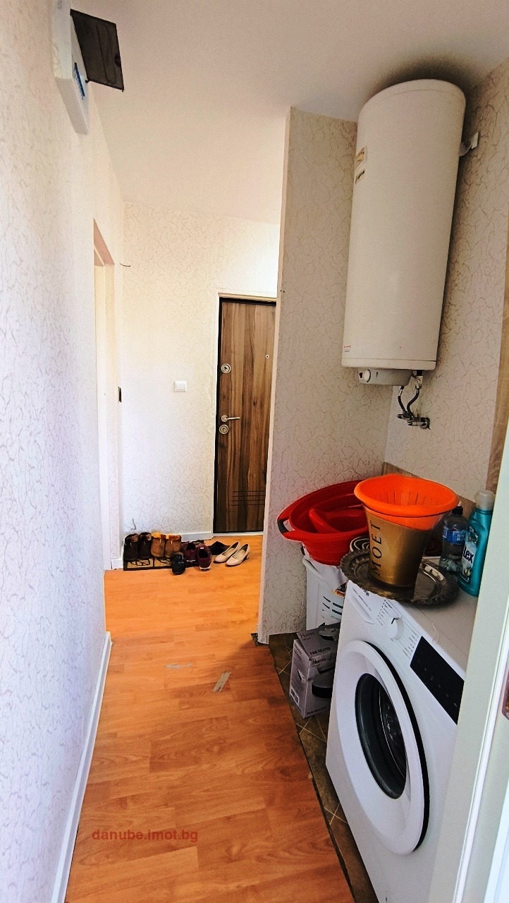 Продава  2-стаен град Русе , Родина 1 , 62 кв.м | 55115660 - изображение [11]