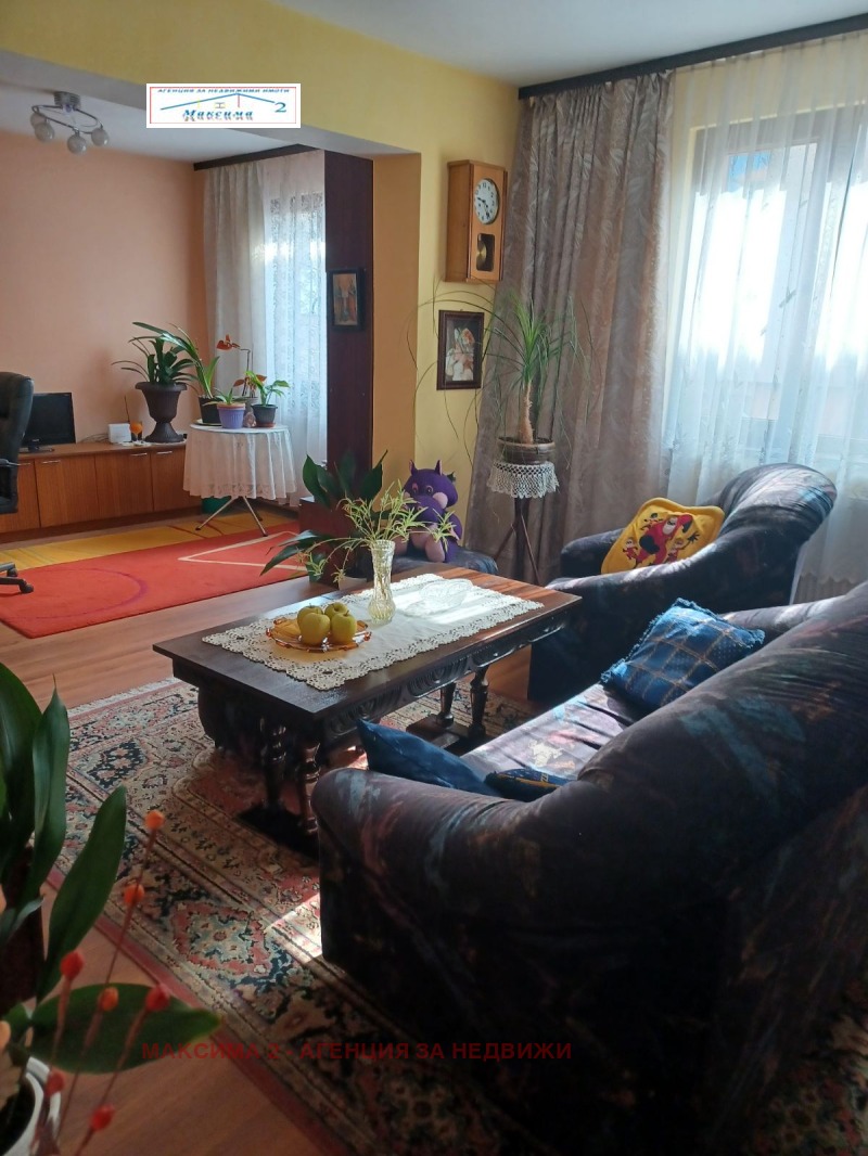 Продава ЕТАЖ ОТ КЪЩА, гр. Самоков, област София област