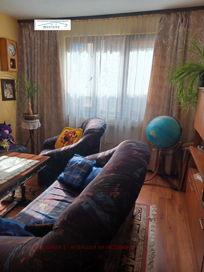 Продава ЕТАЖ ОТ КЪЩА, гр. Самоков, област София област, снимка 3 - Етаж от къща - 52738370