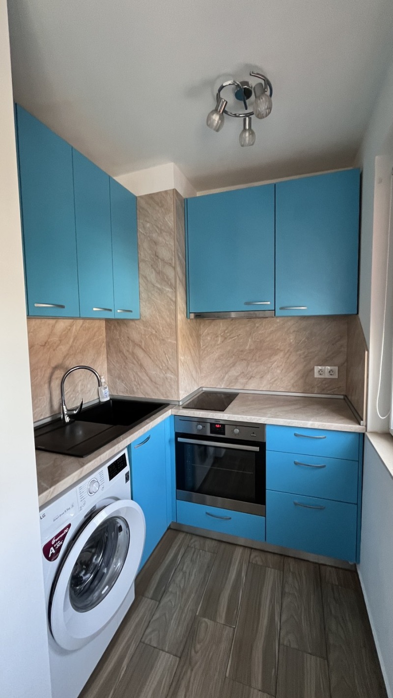 Продава  2-стаен град София , Надежда 1 , 64 кв.м | 93613007