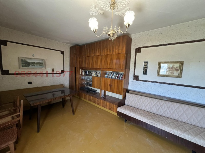 Продава 2-СТАЕН, гр. Добрич, Център, снимка 2 - Апартаменти - 52784829