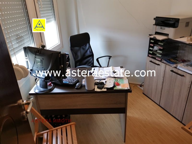 Продава  3-стаен град Благоевград , Освобождение , 64 кв.м | 34936253 - изображение [6]