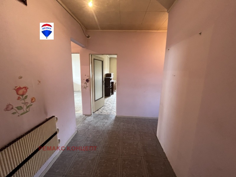 Продава  Многостаен град Шумен , Математическа гимназия , 103 кв.м | 59907851 - изображение [9]